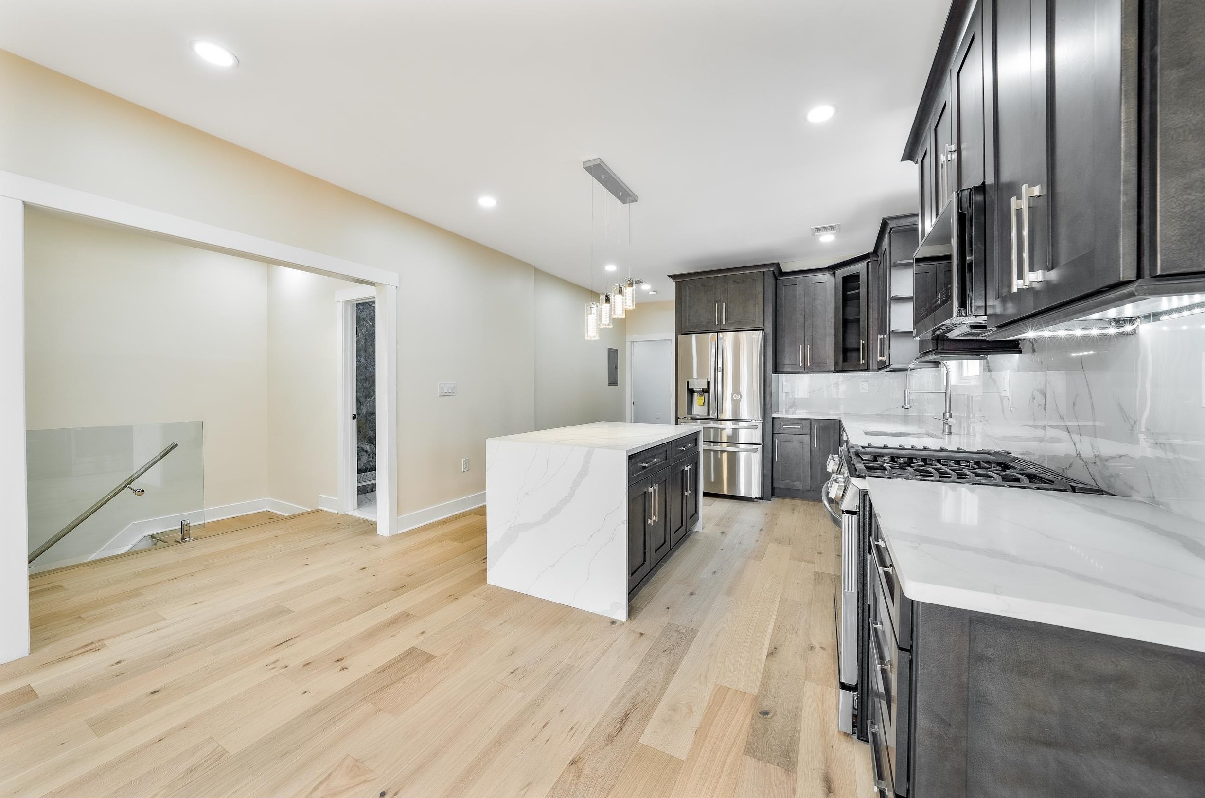 241 Baldwin Ave #2, Jersey City, NJ 07306