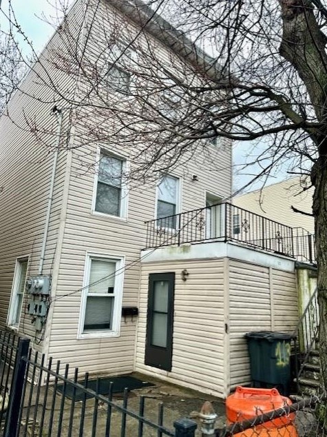 113 Myrtle Ave, Jersey City, NJ 07305