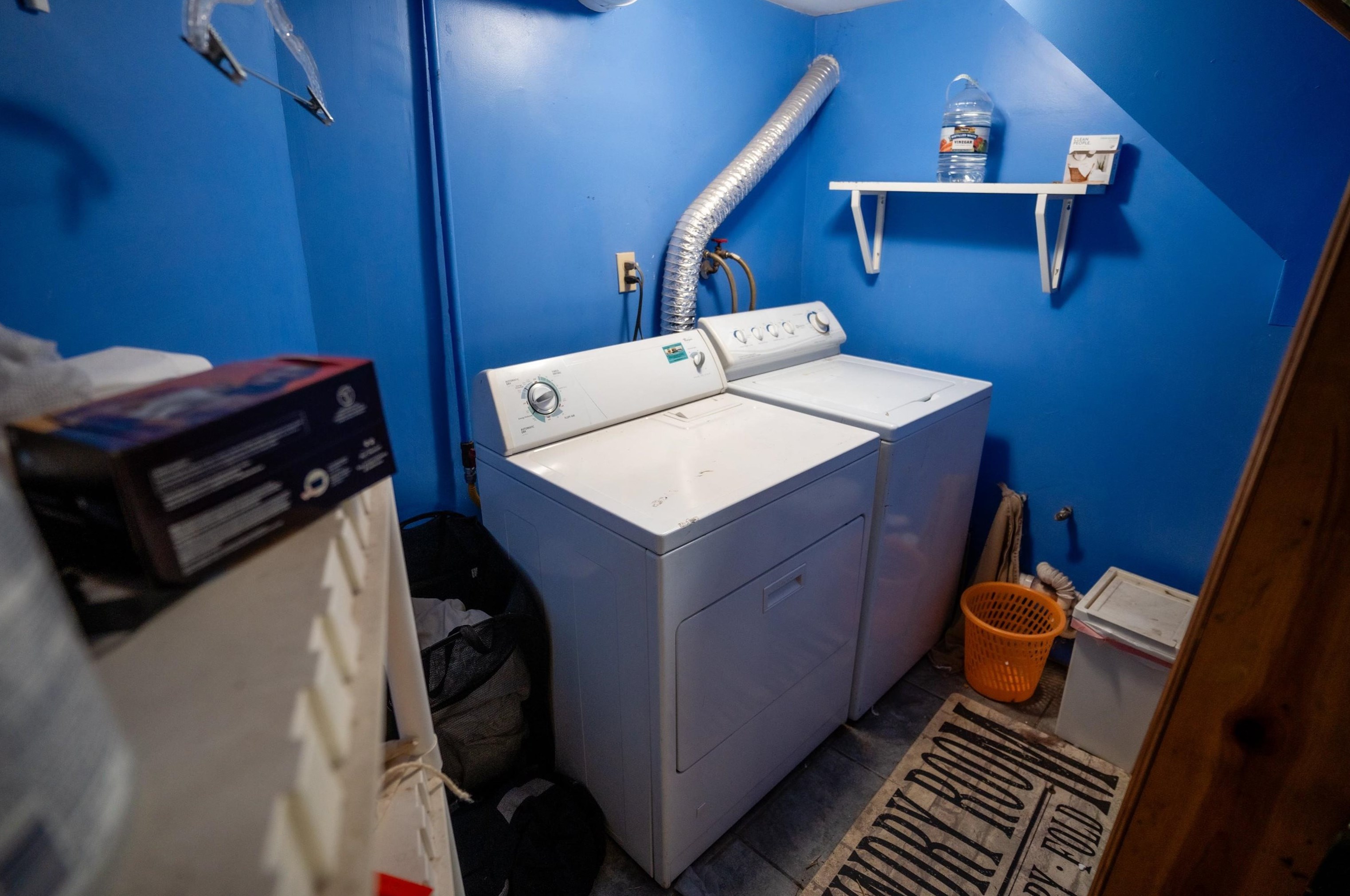 279 Armstrong Ave, Jersey City NJ 07305-2102 exterior