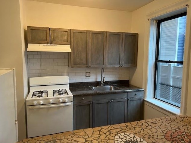 429 Fairmount Ave #104, Jersey City, NJ 07306