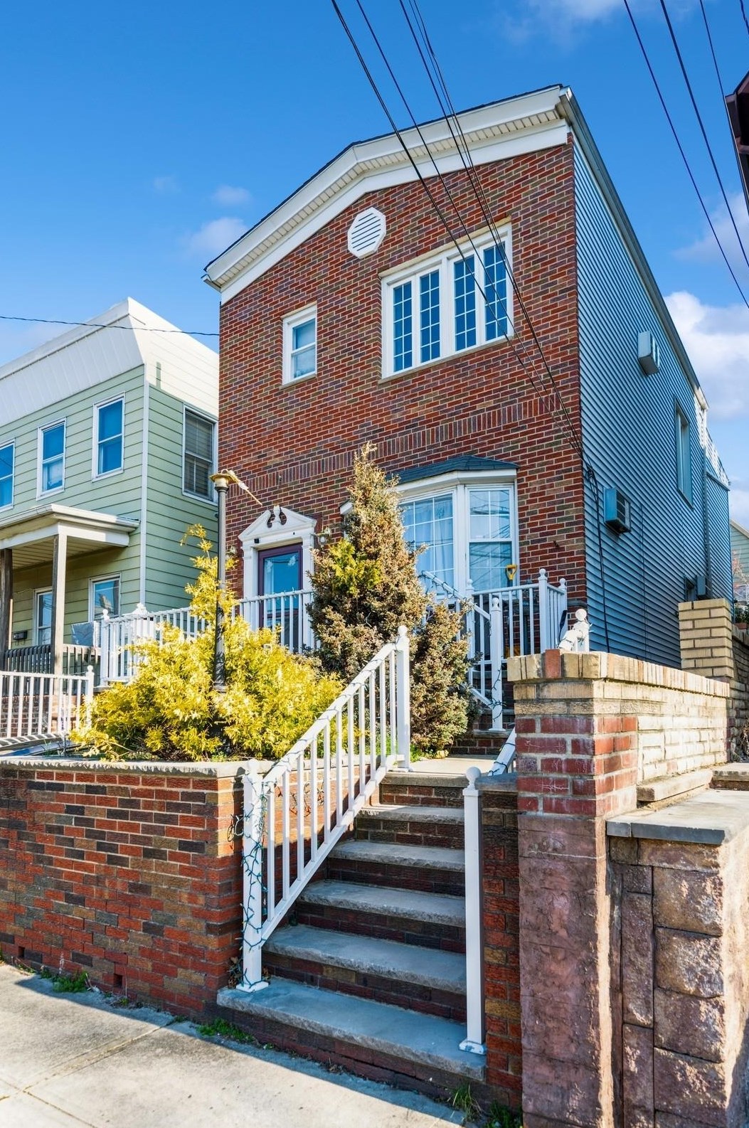 41 32nd St, Bayonne NJ  07002-4708 exterior