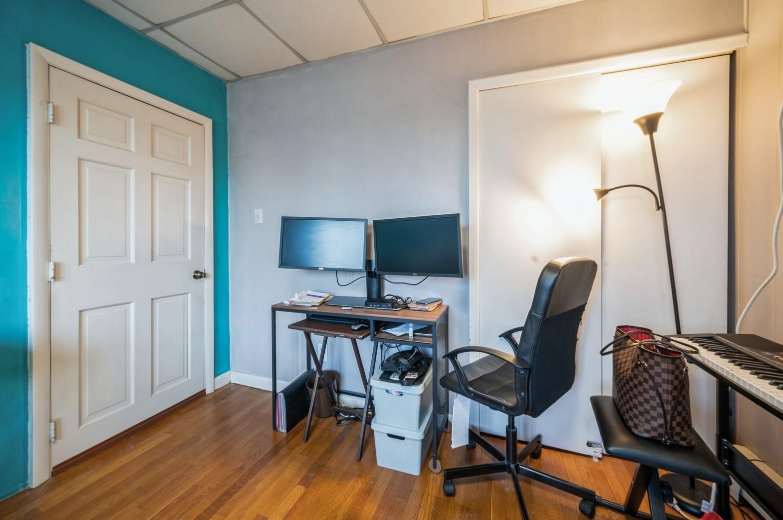 41 32nd St, Bayonne NJ  07002-4708 exterior