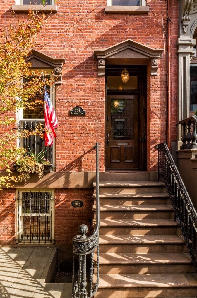244 Montgomery St, Jersey City, NJ 07302-4005