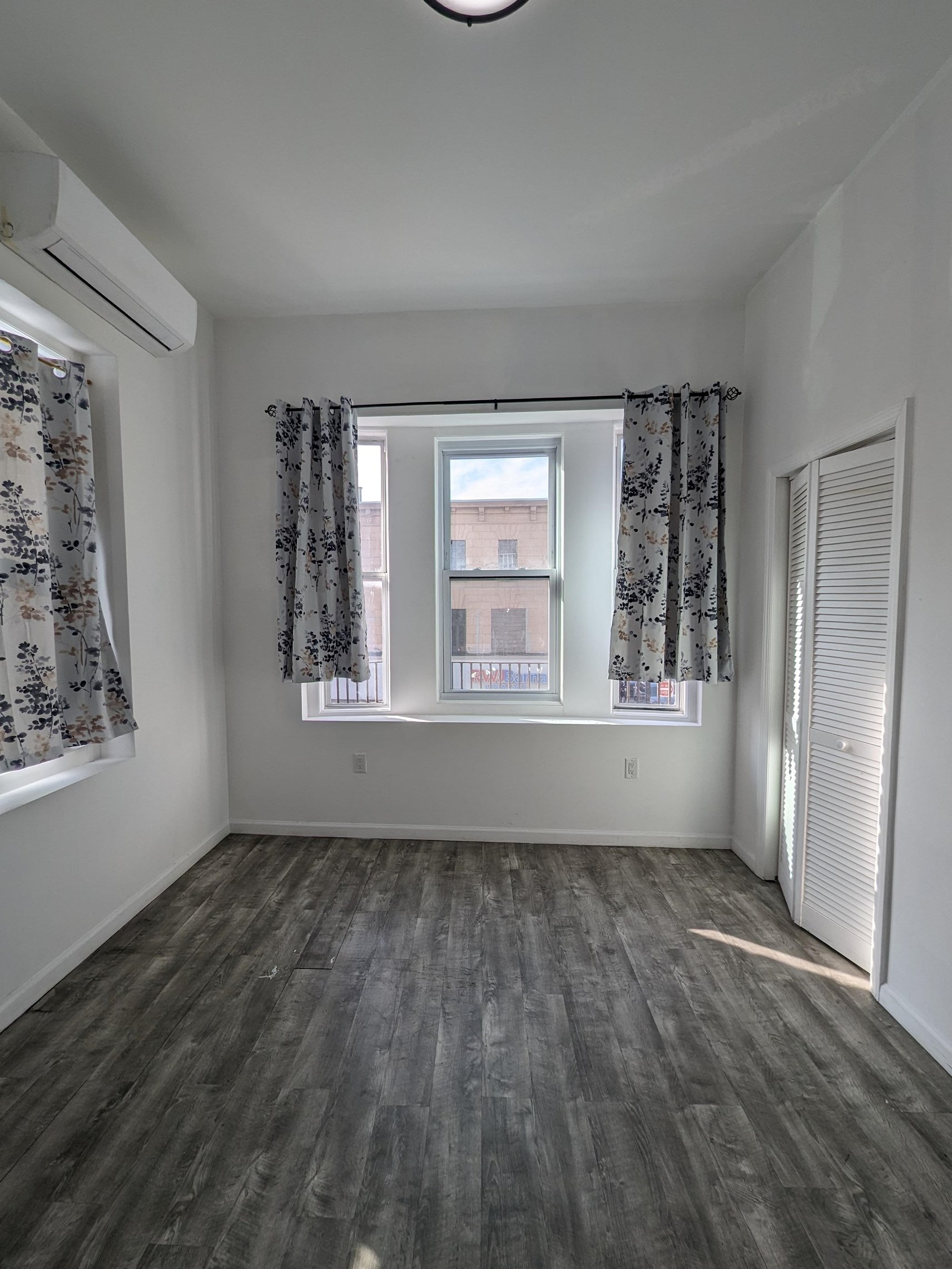 320 Central Ave #unit 2d, Jersey City, NJ 07307