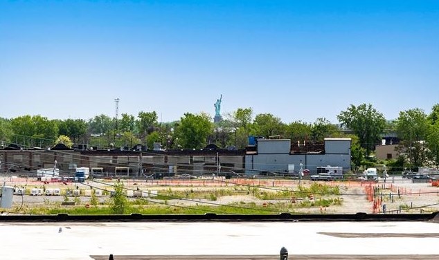 190 Randolph Ave, Jersey City NJ  07305-4415 exterior