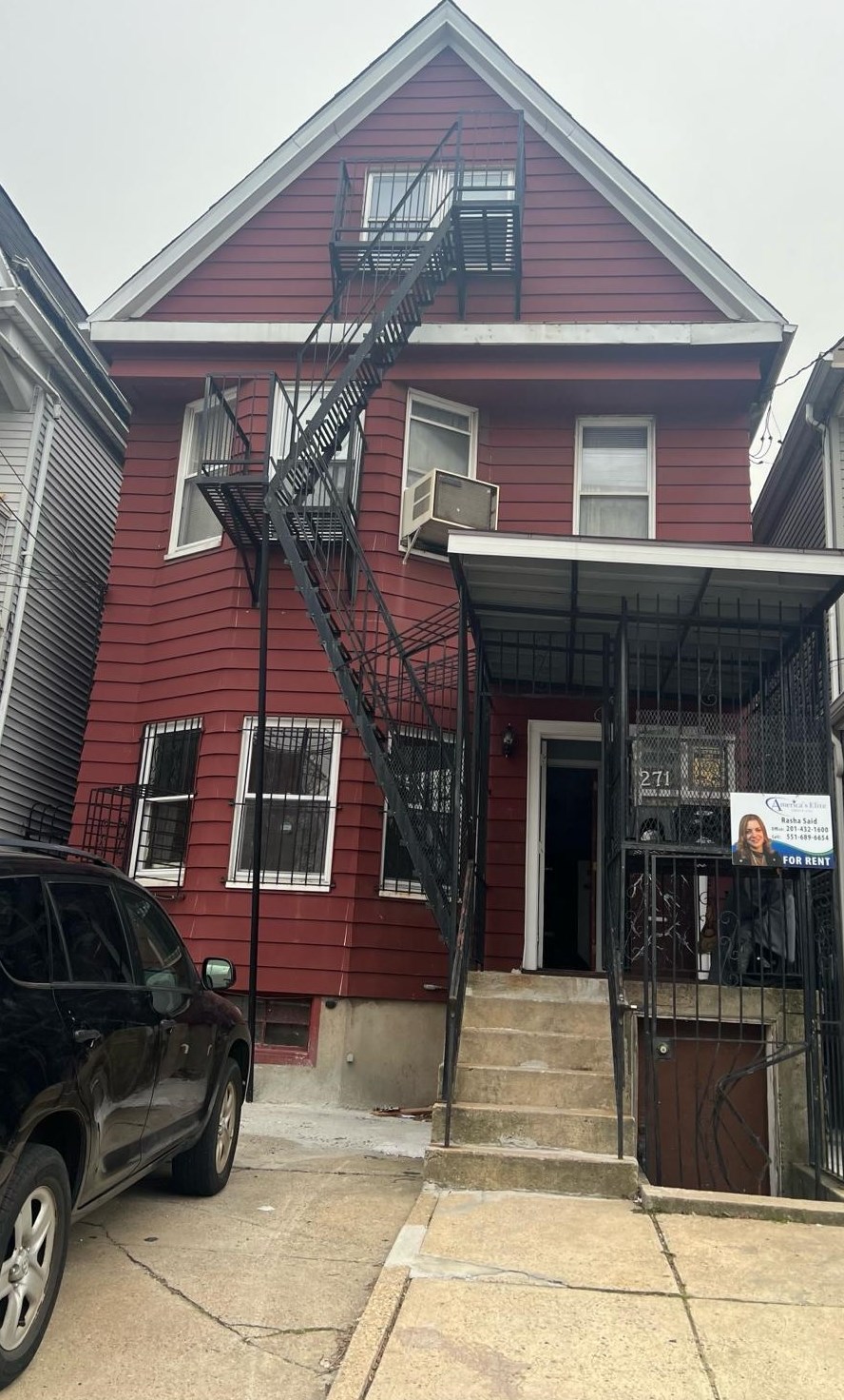 271 Union St #1, Jersey City, NJ 07304