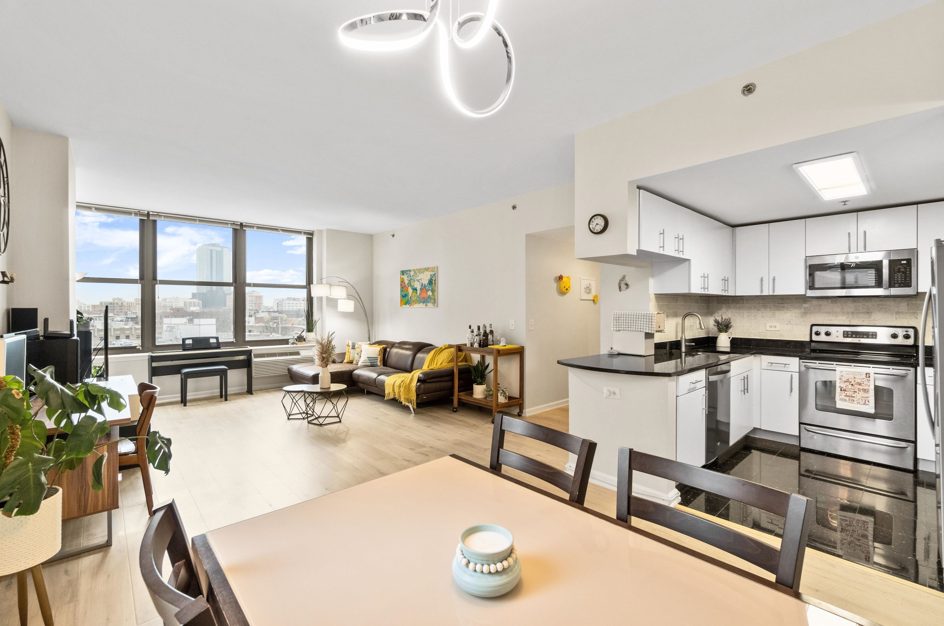 102 Christopher Columbus Dr #801, Jersey City, NJ 07302