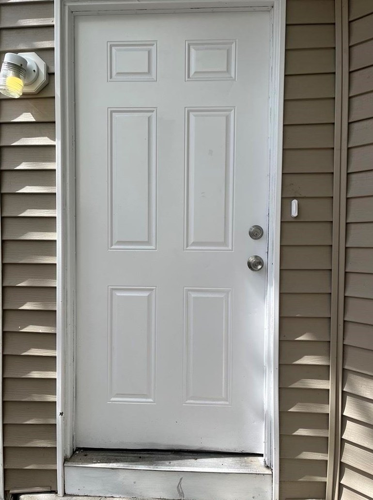 197 Dwight St, Jersey City, NJ 07305-3203