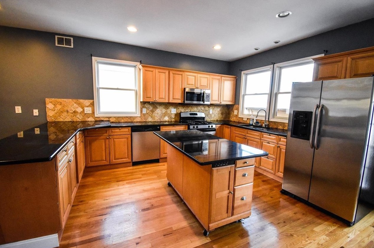 190 Zabriskie St #1, Jersey City, NJ 07307