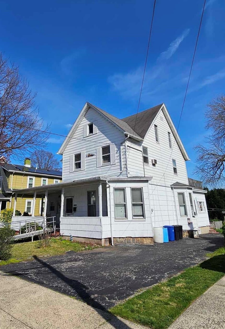 200 Beech St #202, Kearny, NJ 07032