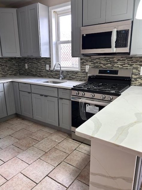 504 Bergen Ave, Jersey City, NJ 07304-2437