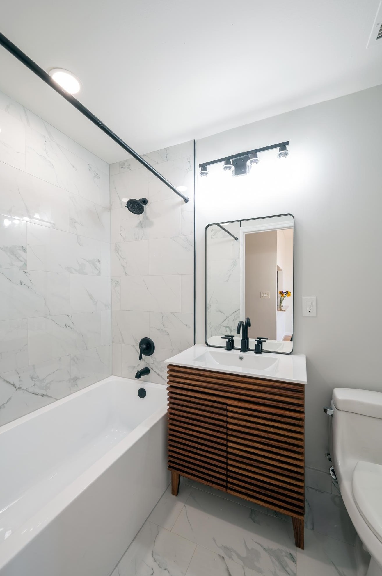 44 Sherman Ave #2a, Jersey City, NJ