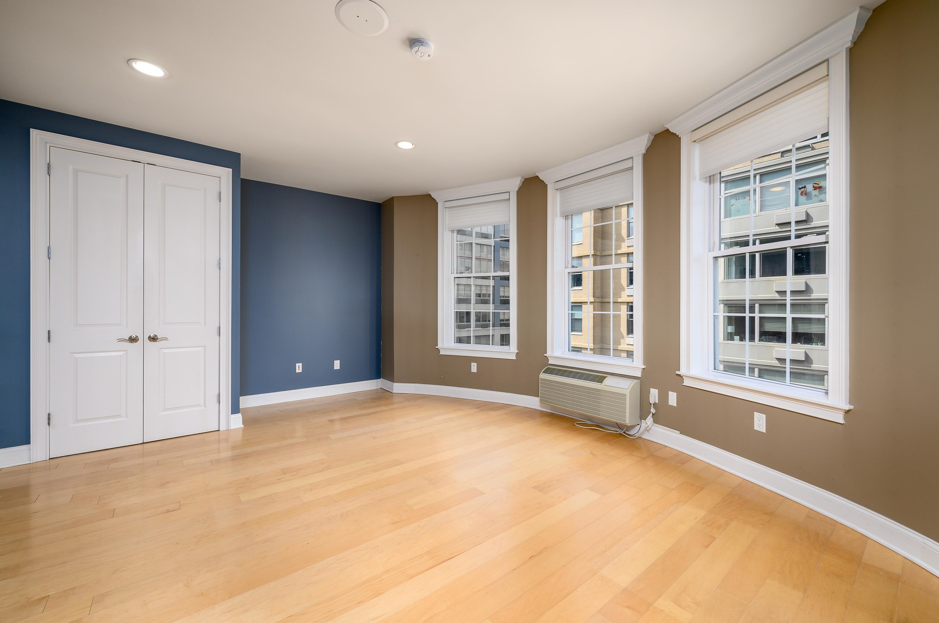 100 Tidewater St #4d, Jersey City, NJ 07302