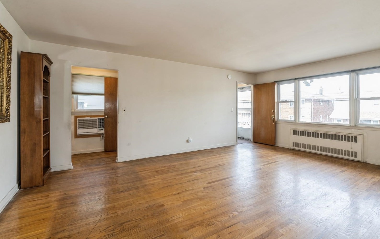 9002 Columbia Ave, North Bergen, NJ 07047