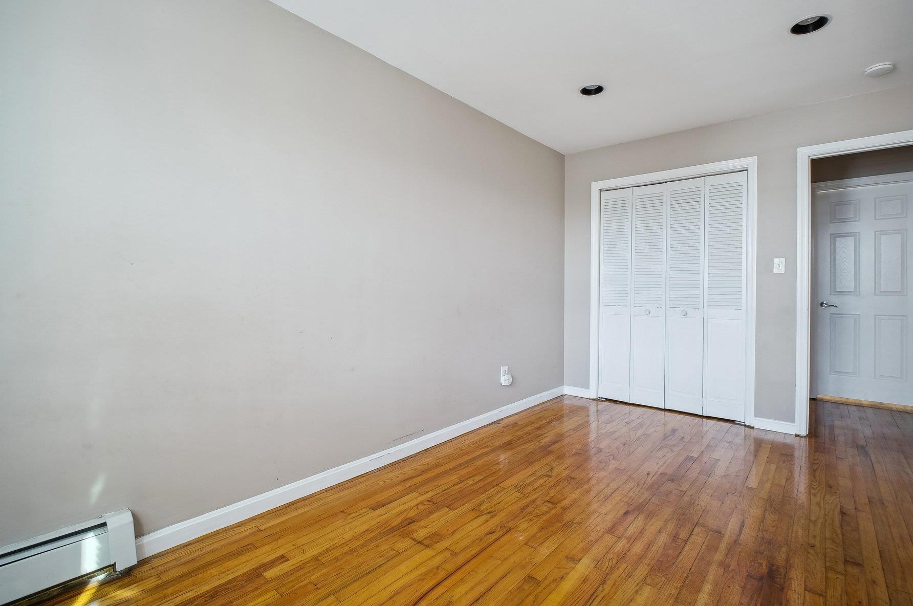 133 Collard St, Jersey City NJ 07306-3525 exterior