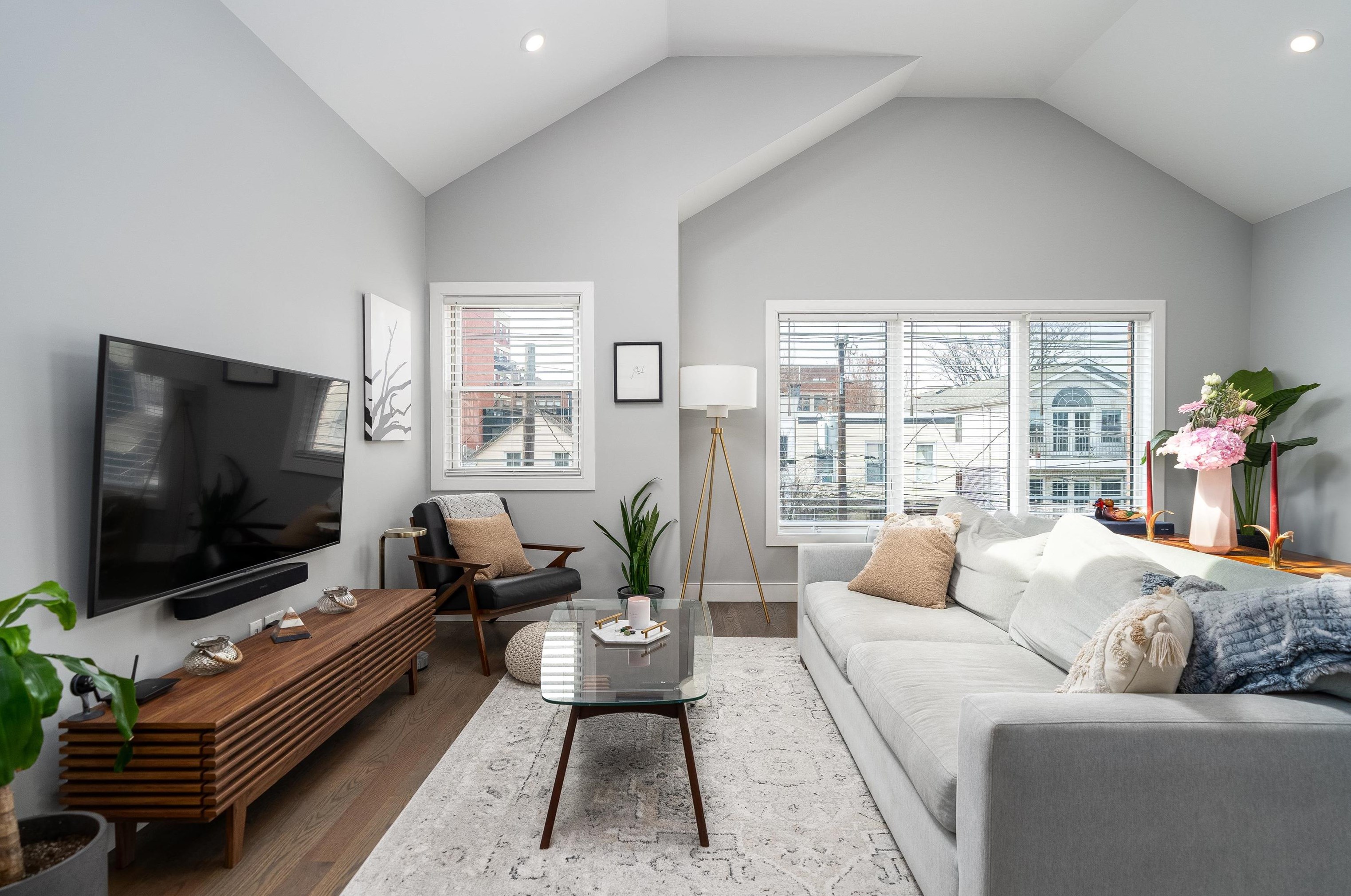 112 Webster Ave #2, Jersey City, NJ 07307