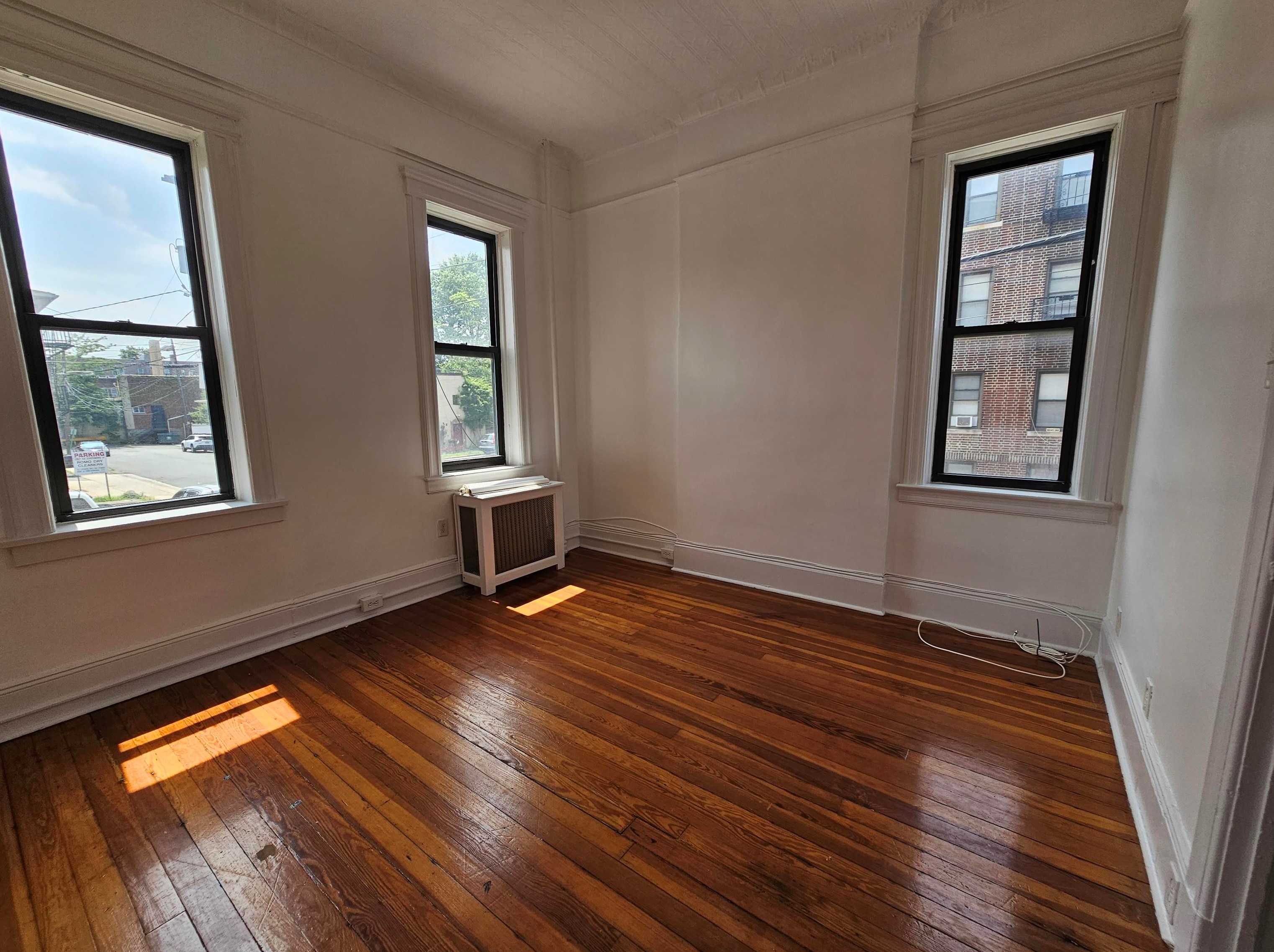 390 Fairview Ave #1, Fairview, NJ 07022