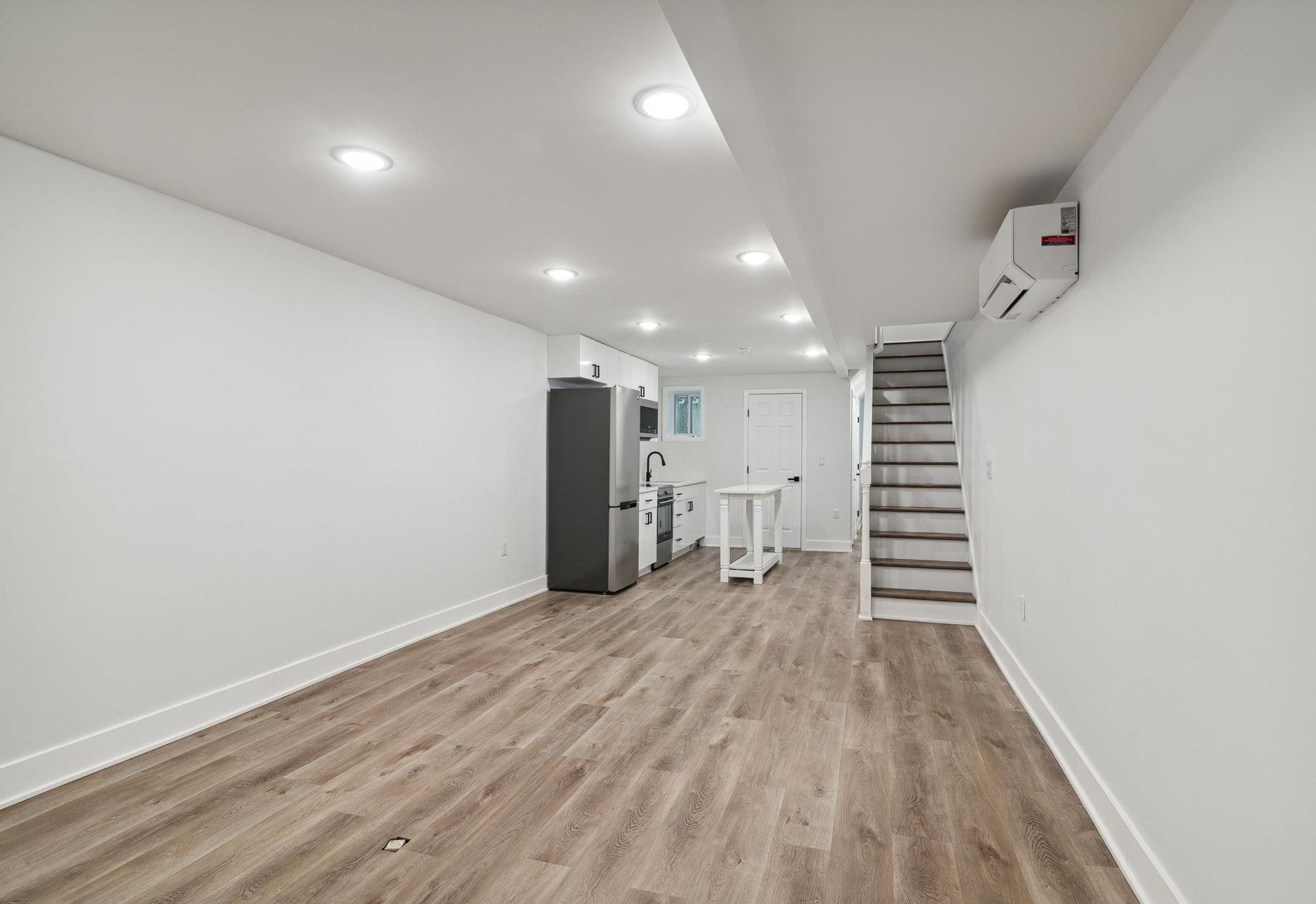 36 Park St, Jersey City, NJ 07304-2904
