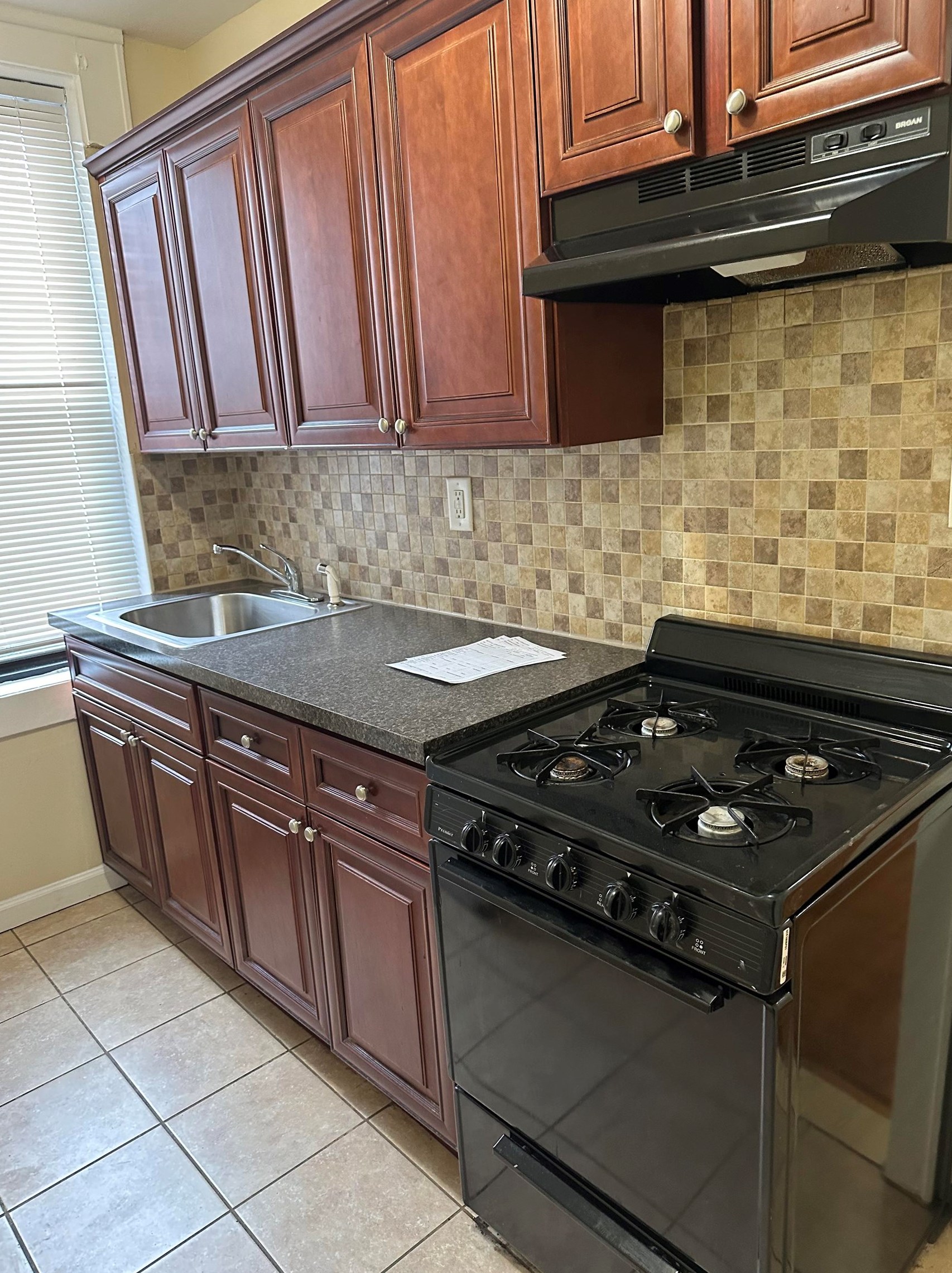 900-902 Avenue C #303, Bayonne, NJ 07002