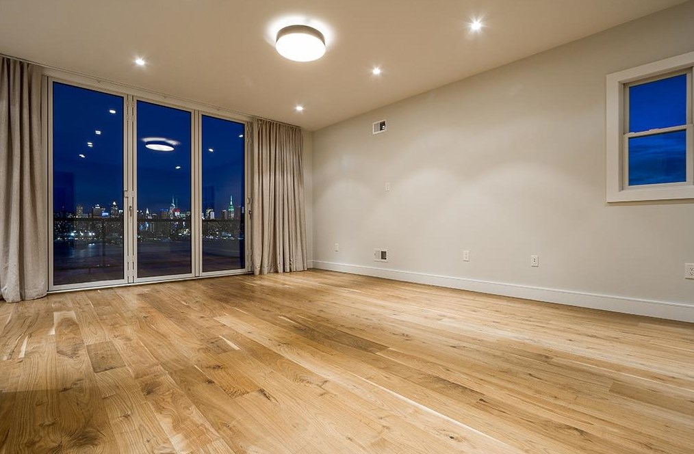 997 Blvd, Union City NJ 07086-7157 exterior