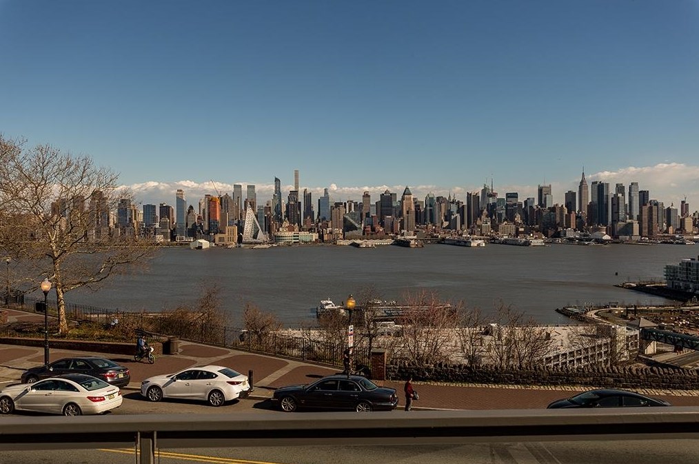 997 Blvd, Union City NJ 07086-7157 exterior