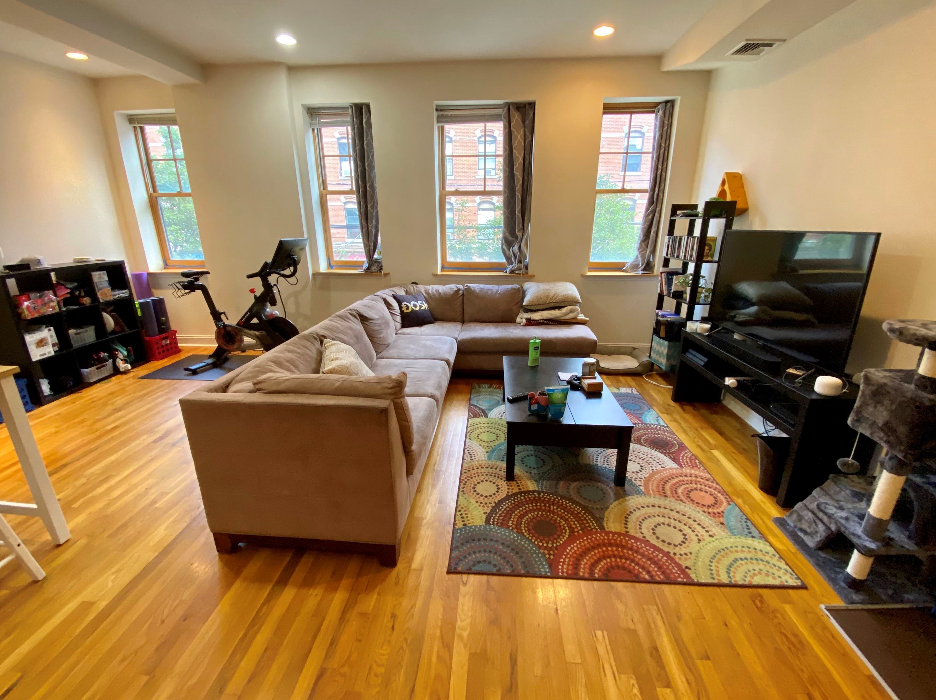 353 Grove St #3d, Jersey City, NJ 07302
