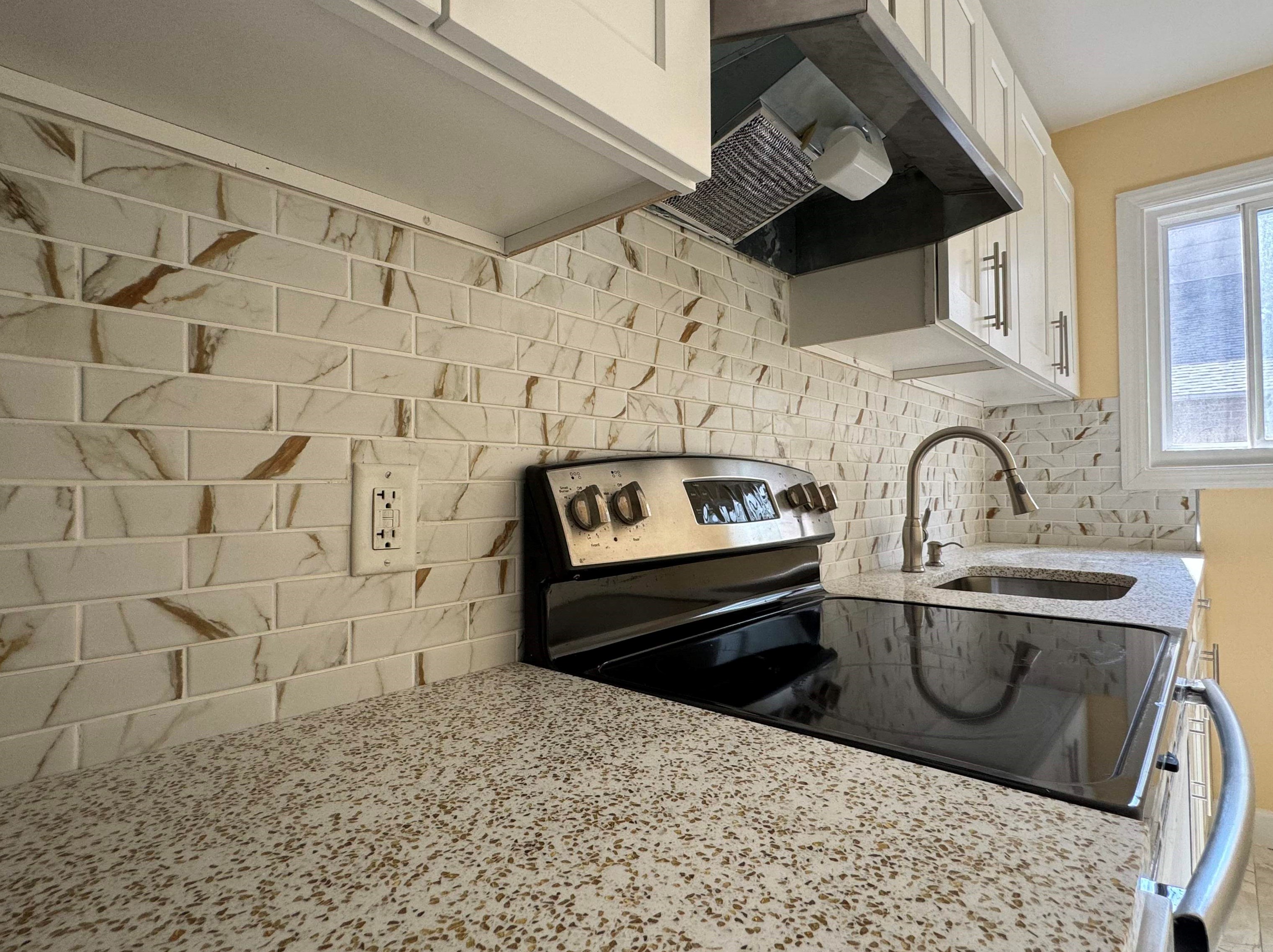1901 Kennedy Blvd #203, North Bergen, NJ 07047