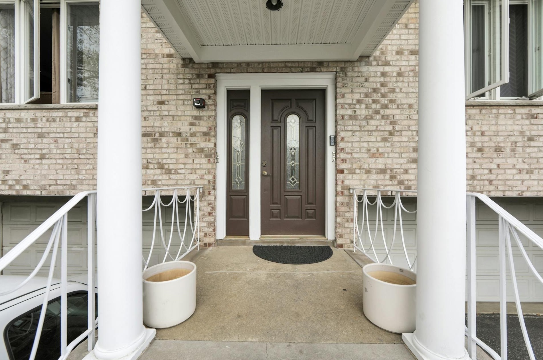 489 Jersey Ave, Fairview NJ  07022-1266 exterior