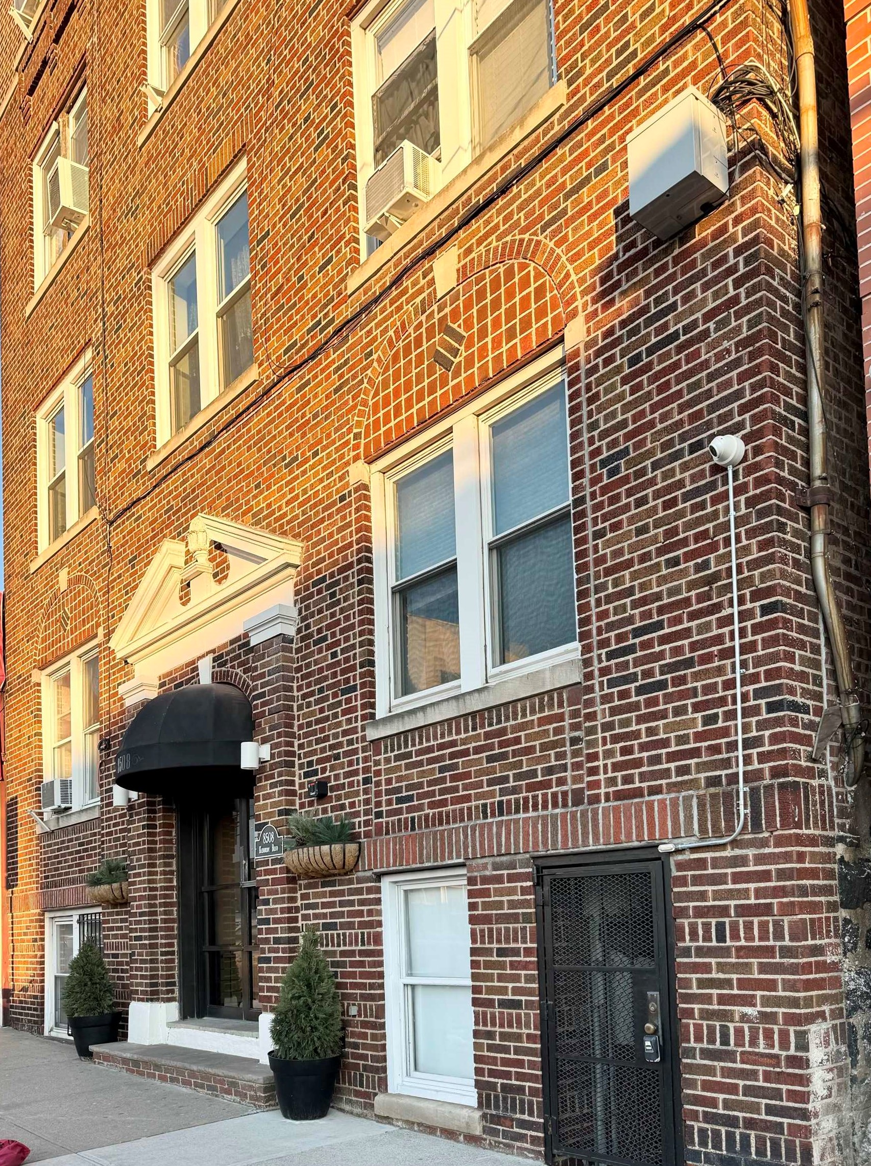8508 Kennedy Blvd, North Bergen NJ  07047-4396 exterior