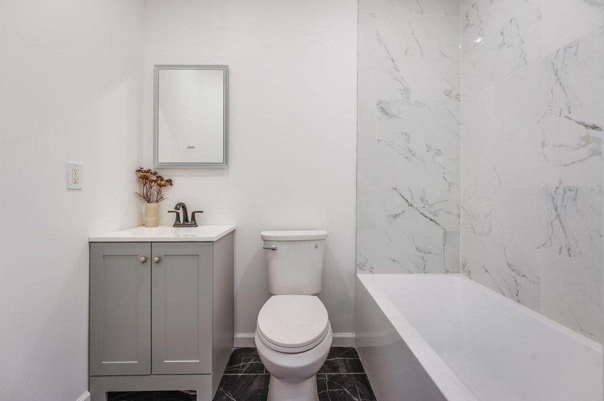 199 Union St, Jersey City NJ  07304-2739 exterior