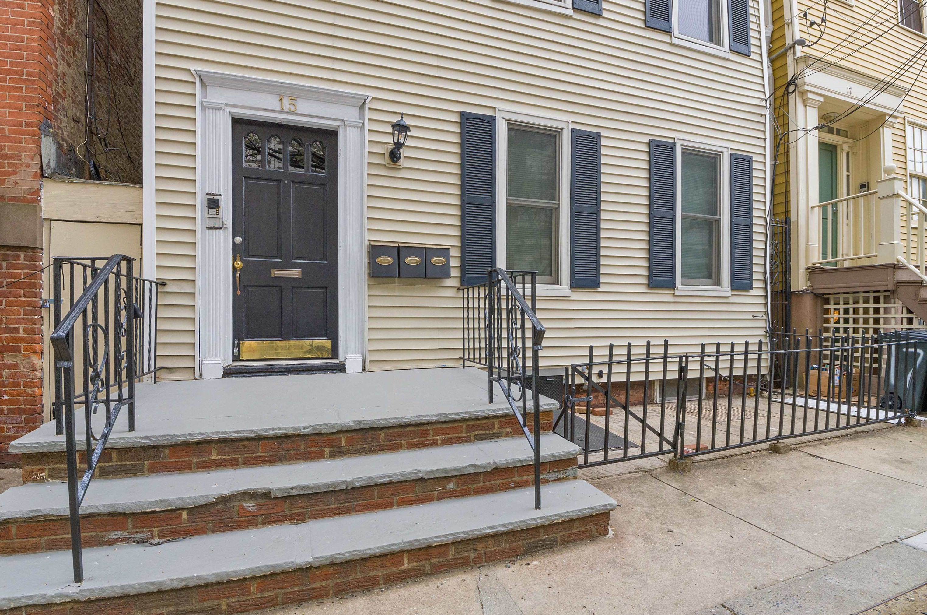 15 Wayne St, Jersey City, NJ 07302