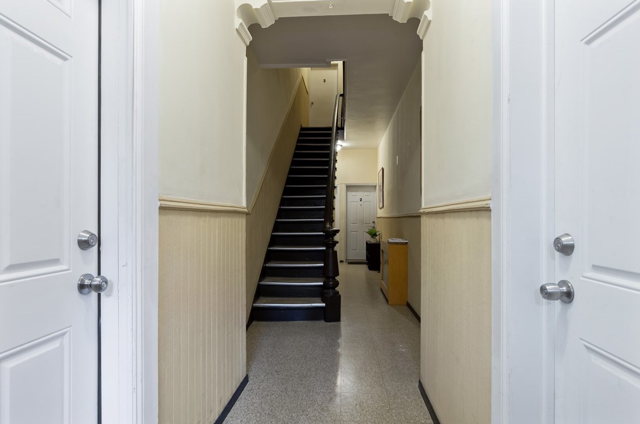278 2nd St, Jersey City NJ  07302-2874 exterior