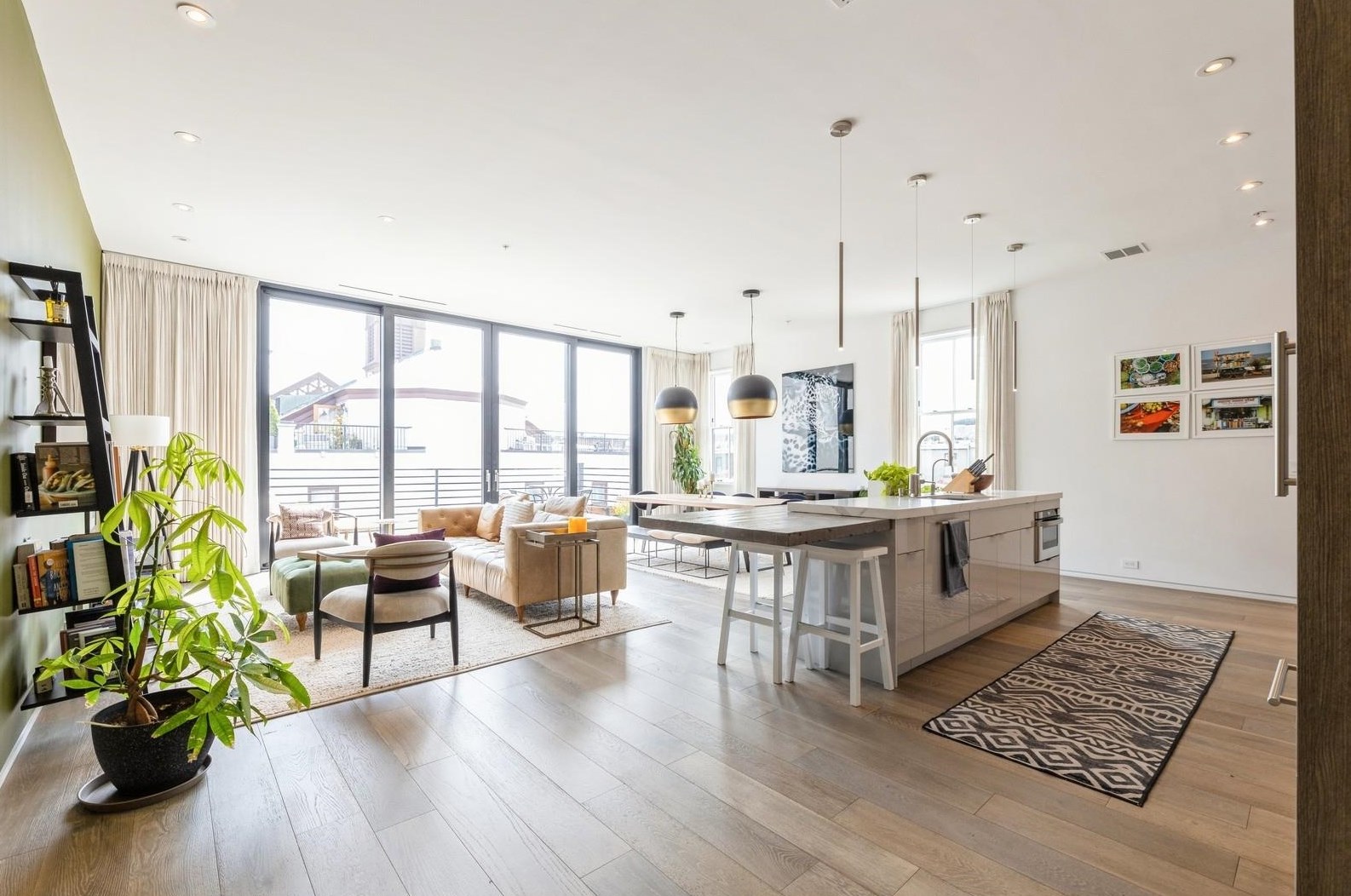 277 2nd St #3, Jersey City, NJ 07307