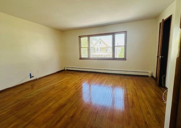 20 W 46th St #2, Bayonne, NJ 07002