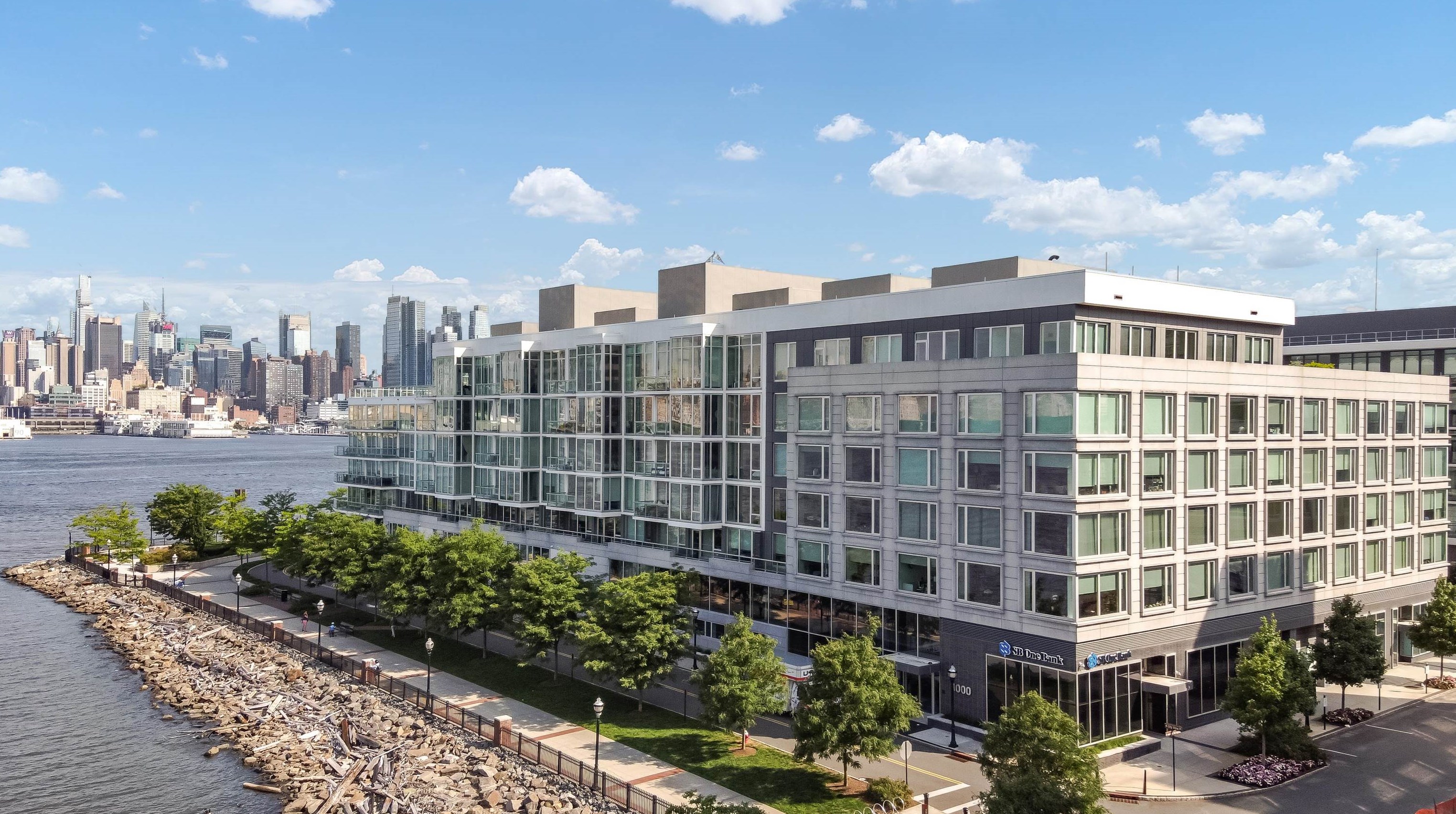 1000 Ave At Port Imperial Blvd, Union City NJ  07086 exterior