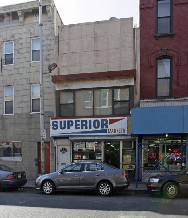 637 Newark Ave, Jersey City, NJ 07306-2303