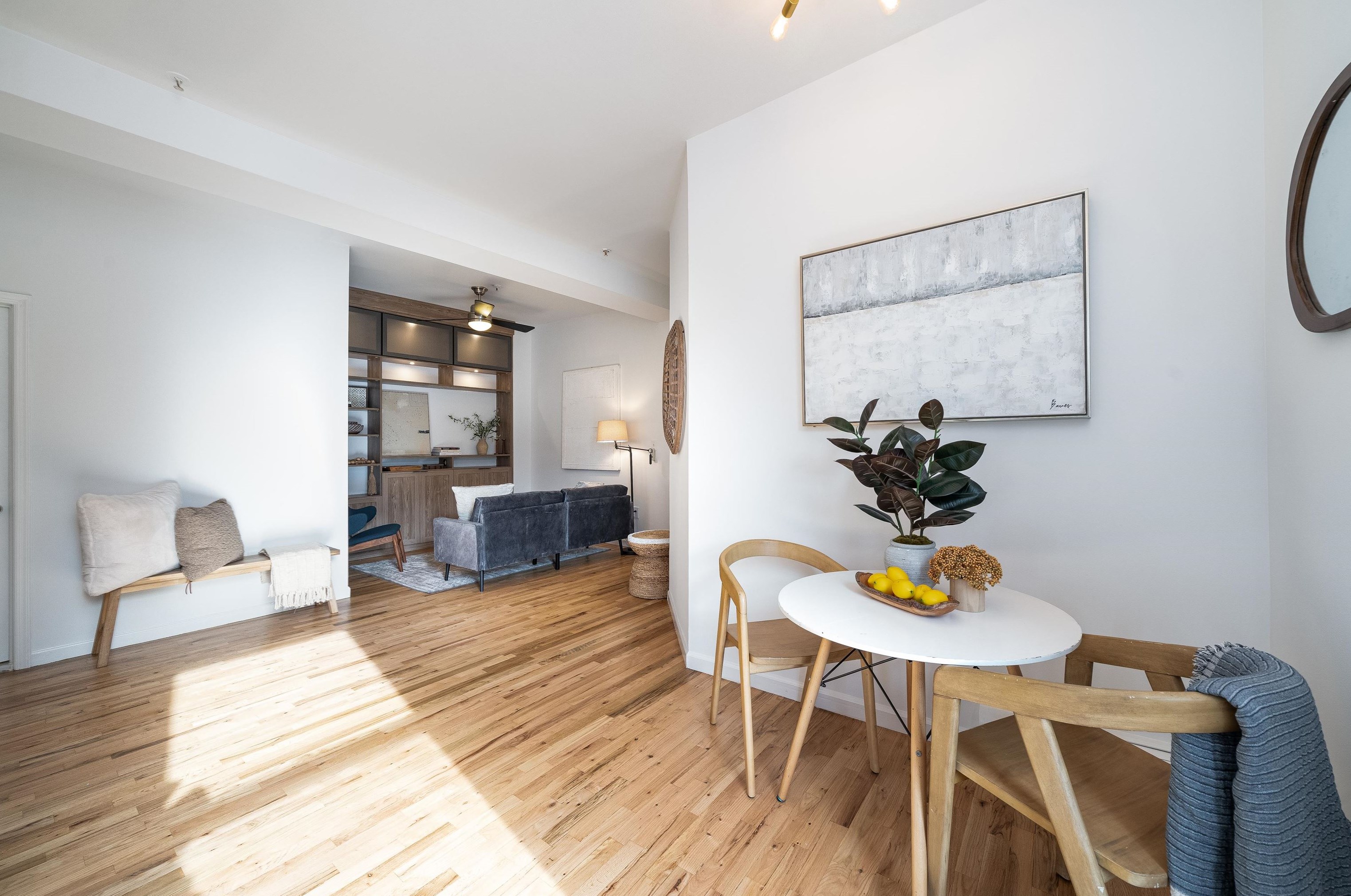 76 Bright St, Jersey City, NJ 07302-4342