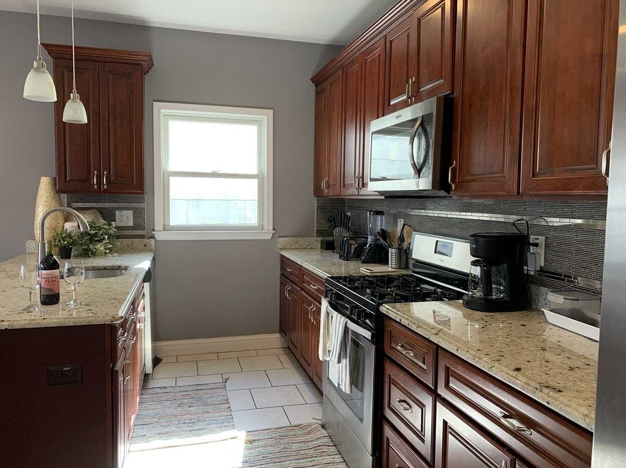 311 New York Ave, Jersey City, NJ 07307-1401