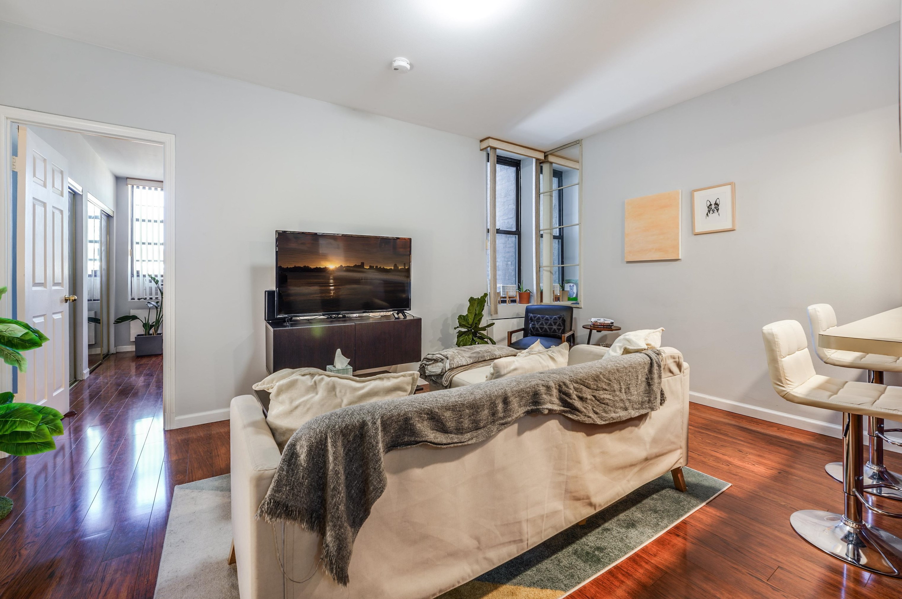 220 48th St #2b, Union City, NJ 07087