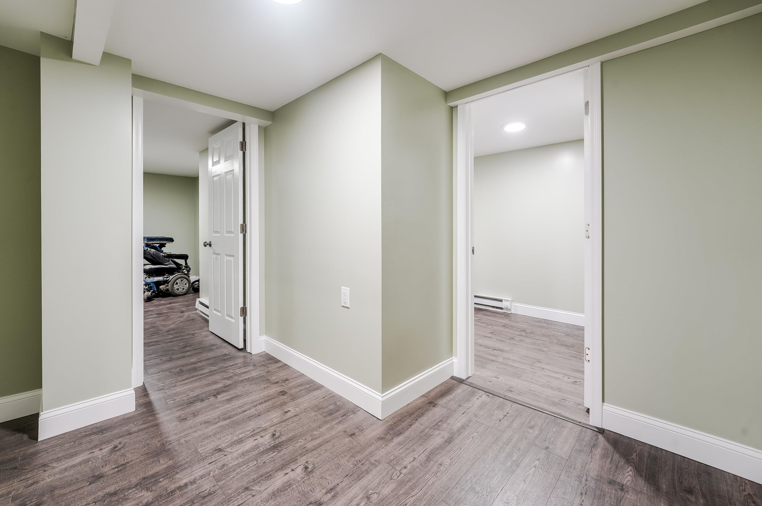 72 Sterling Ave, Jersey City, NJ 07305