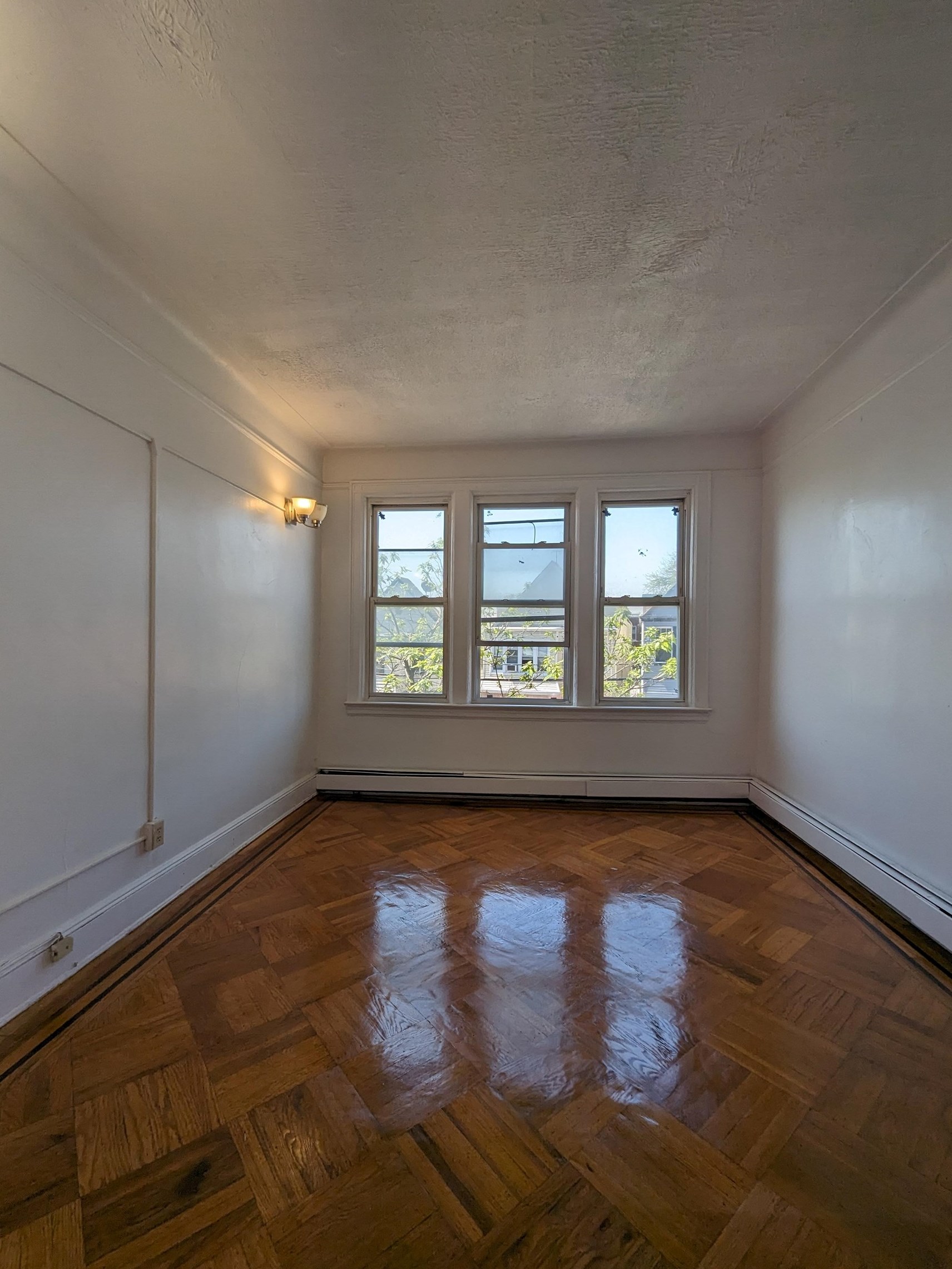 16 Cator Ave, Jersey City, NJ 07305-4738