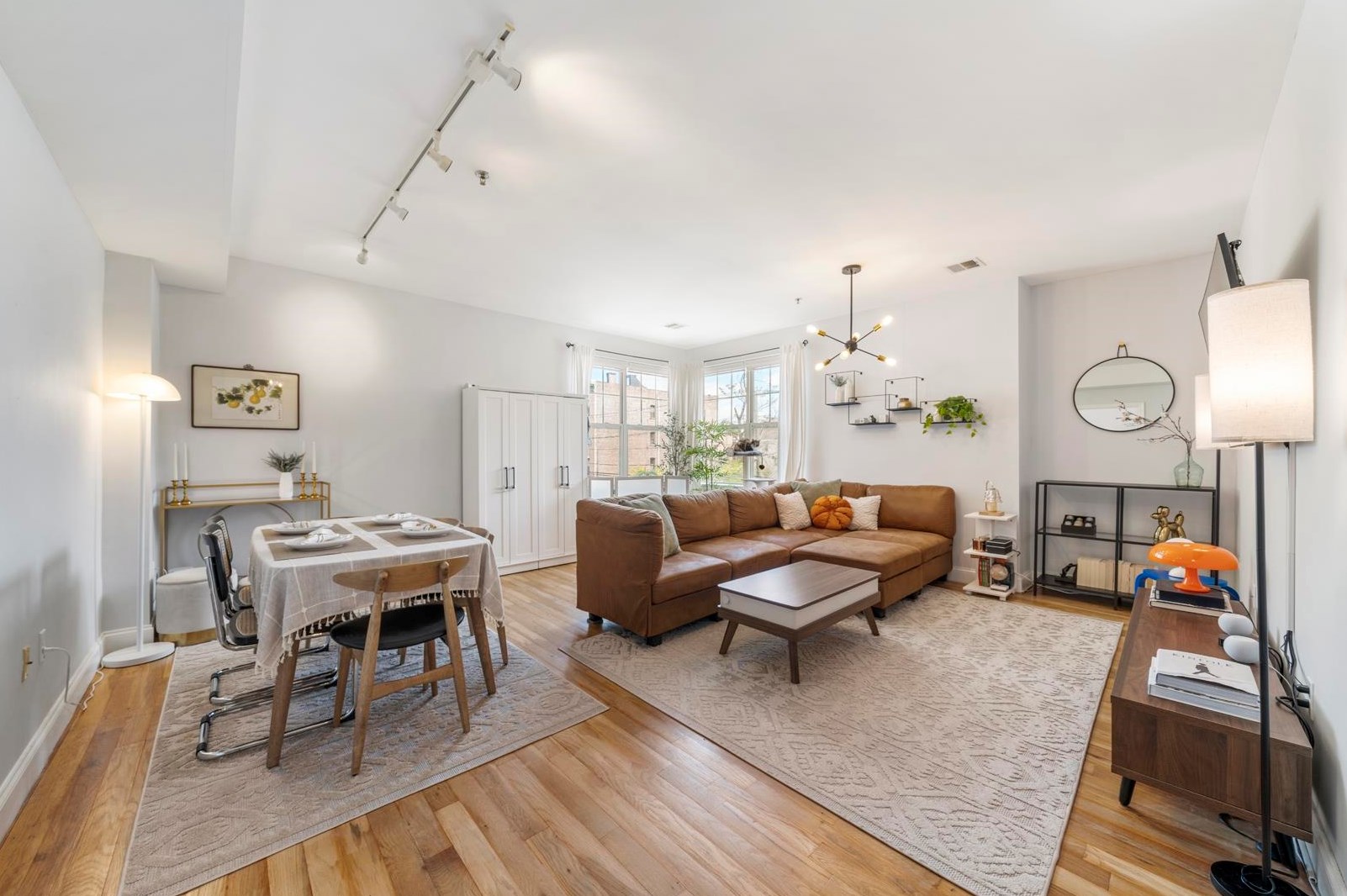 4401 Park Ave #3d, Union City, NJ 07087