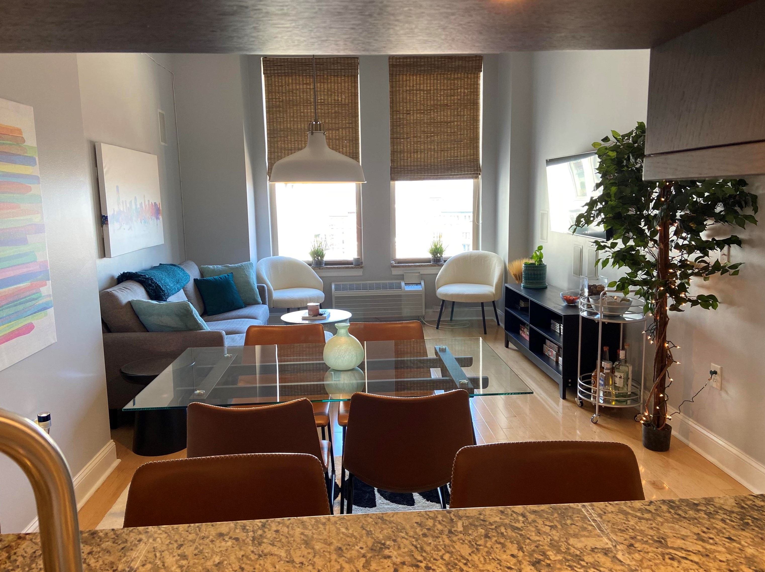 10 Regent St #808, Jersey City, NJ 07302