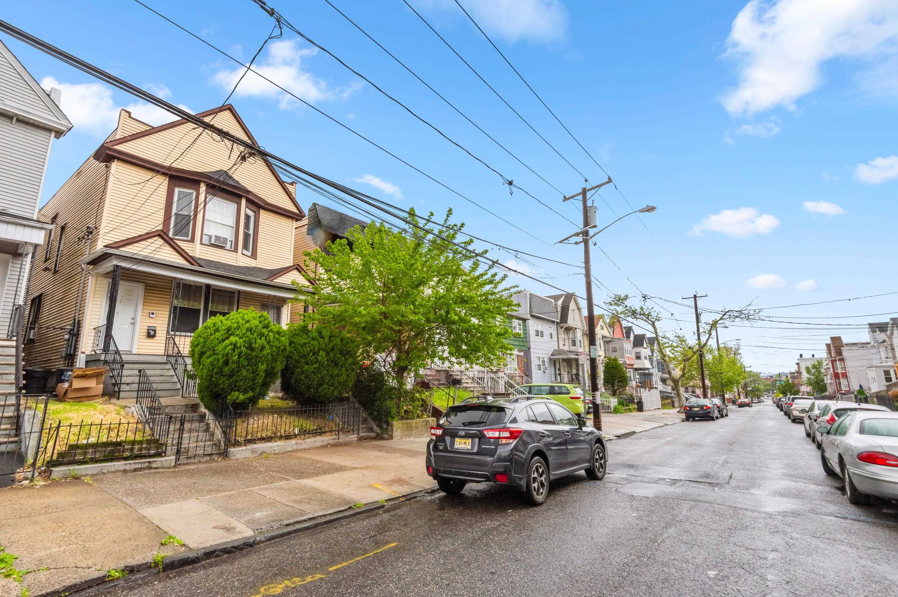 157 Virginia Ave, Jersey City, NJ 07304-1418