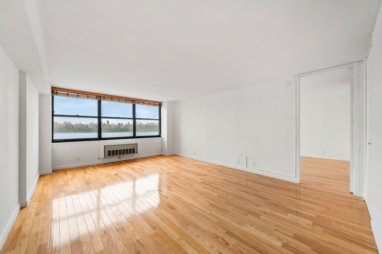 7004 Blvd E #10k, West New York, NJ 07093