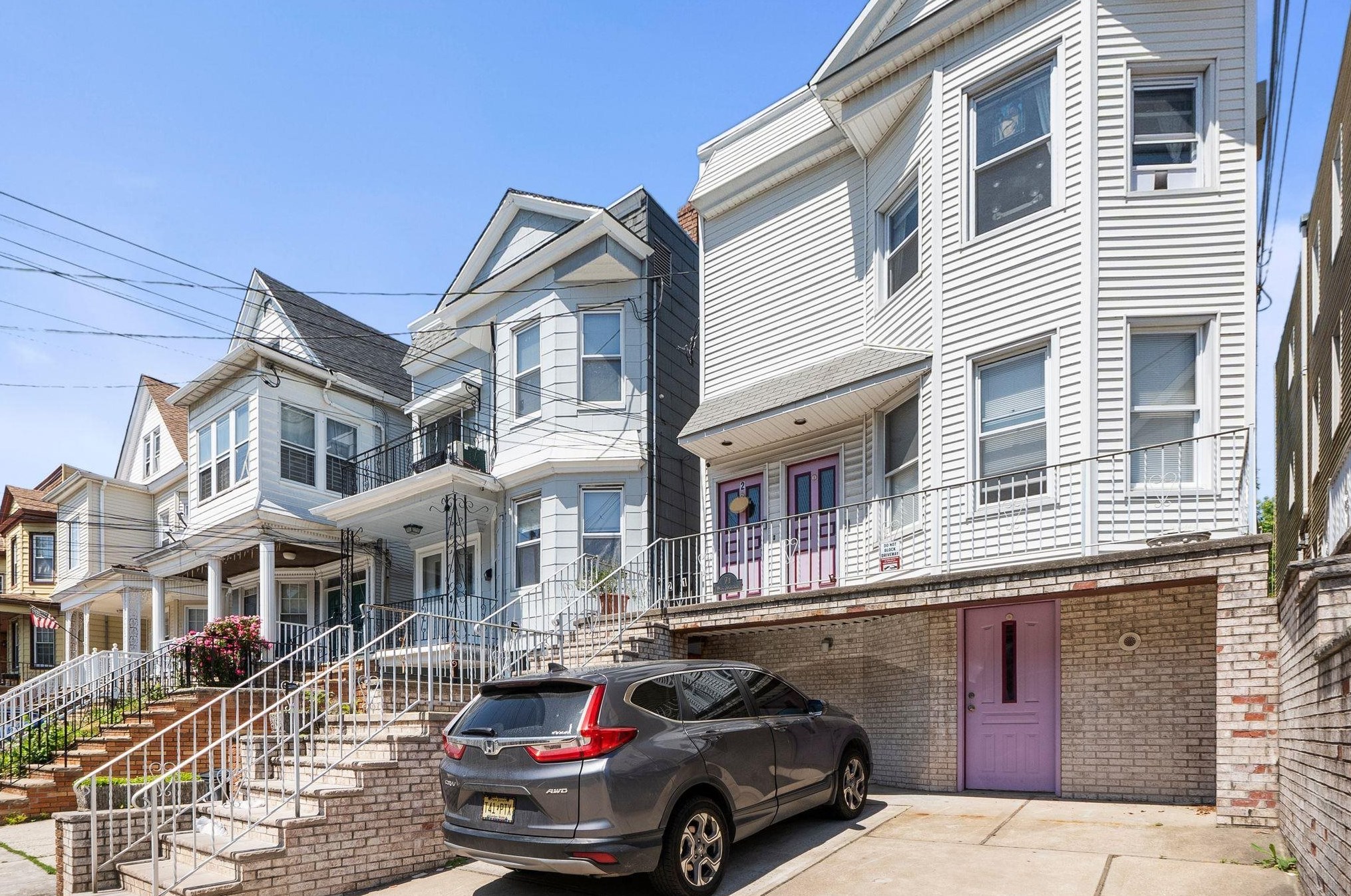 71 W 16th St, Bayonne, NJ 07002