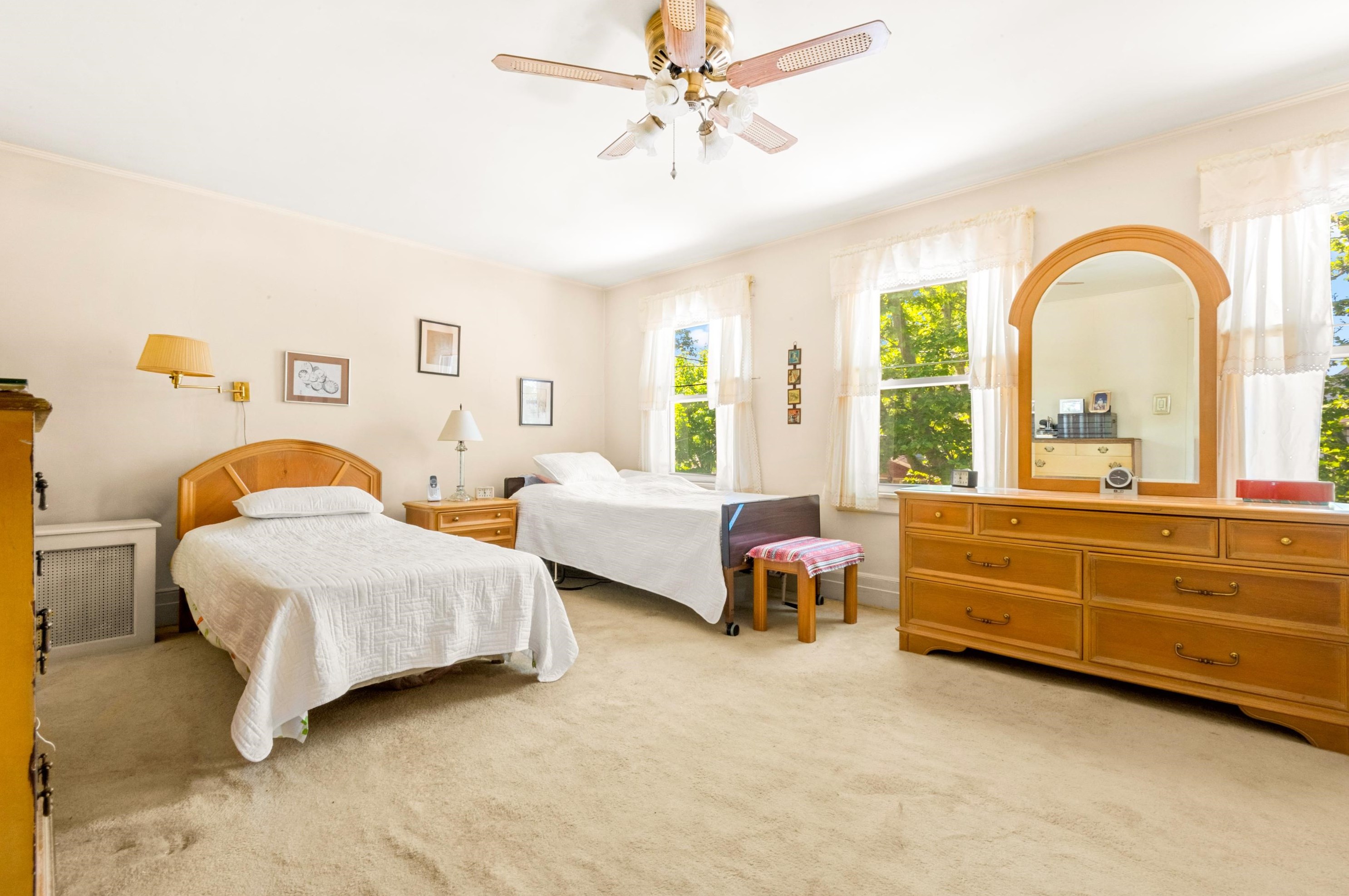 83 38th St, Bayonne NJ  07002-4813 exterior