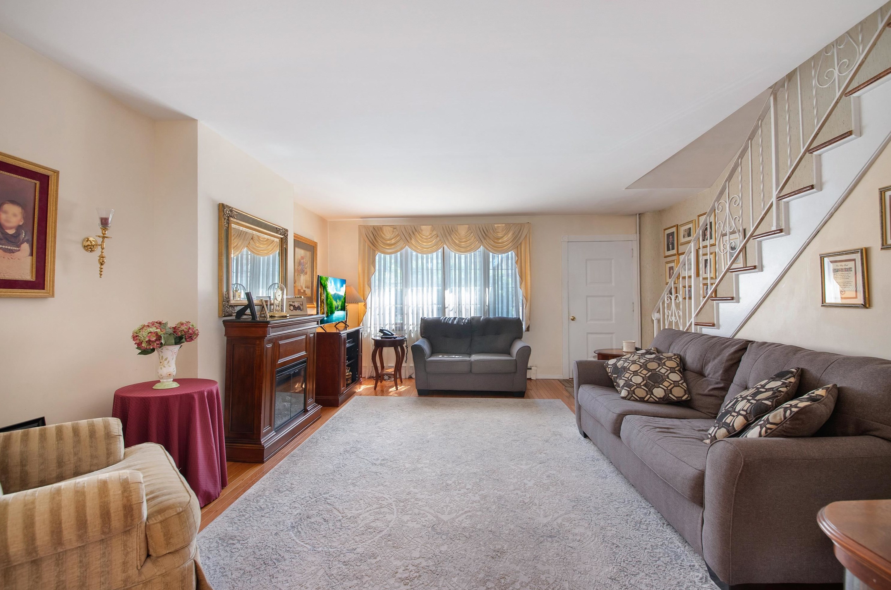 167 Avenue C, Bayonne, NJ 07002
