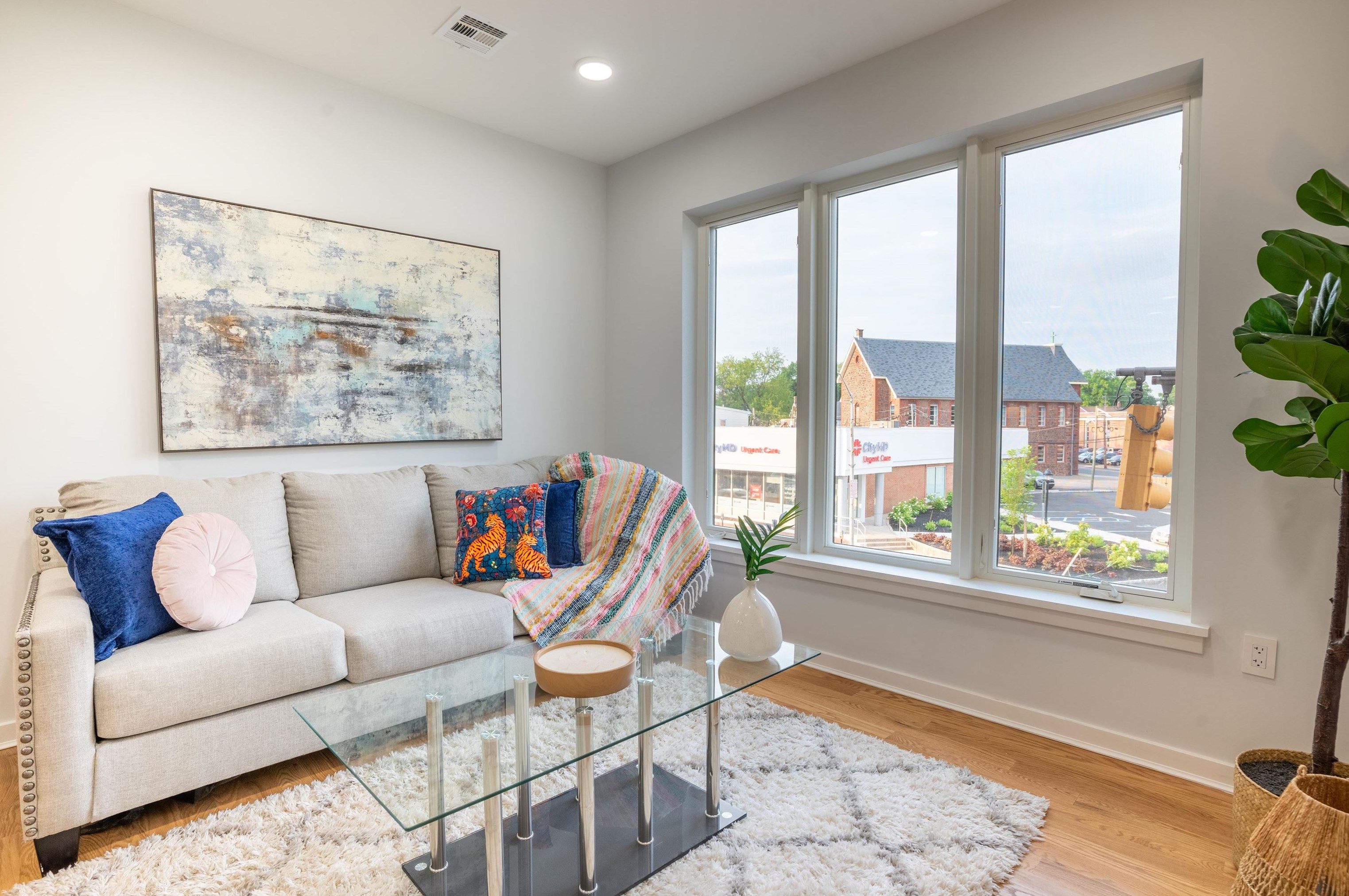 660 Bloomfield Ave #201, Verona, NJ 07044
