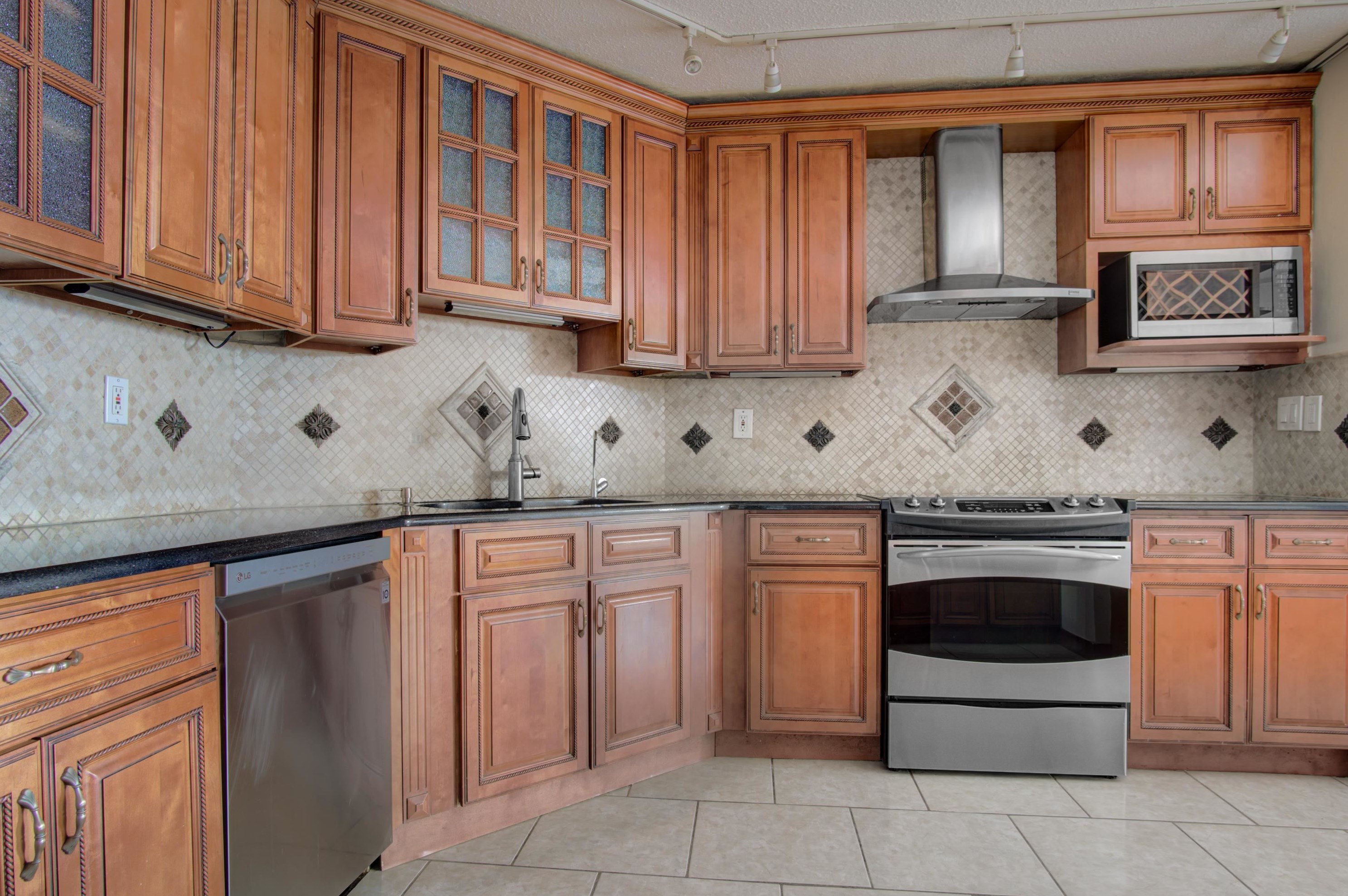 2003 Harmon Cove Tower, Secaucus, NJ 07094-1741